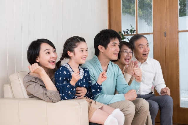 「テレビ番組離れ」は進んでも「テレビ離れ」は進んでいない?