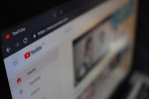 動画だけじゃない?YouTube広告の種類と特徴